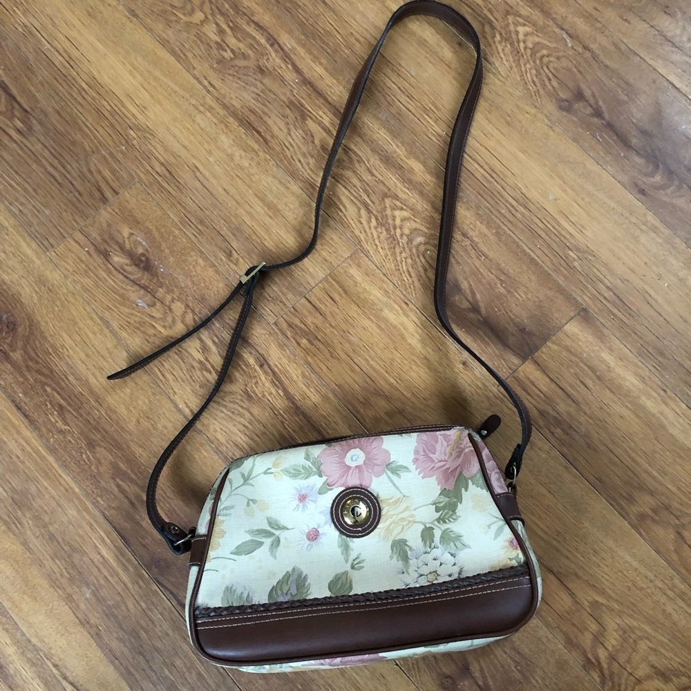 Vintage Carryland USA Bag